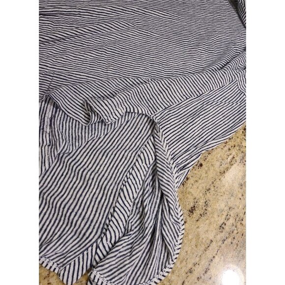 Lot of 2 Womens Plus Size 2X 100% Linen T shirts Stripe Floral - Picture 8 of 16